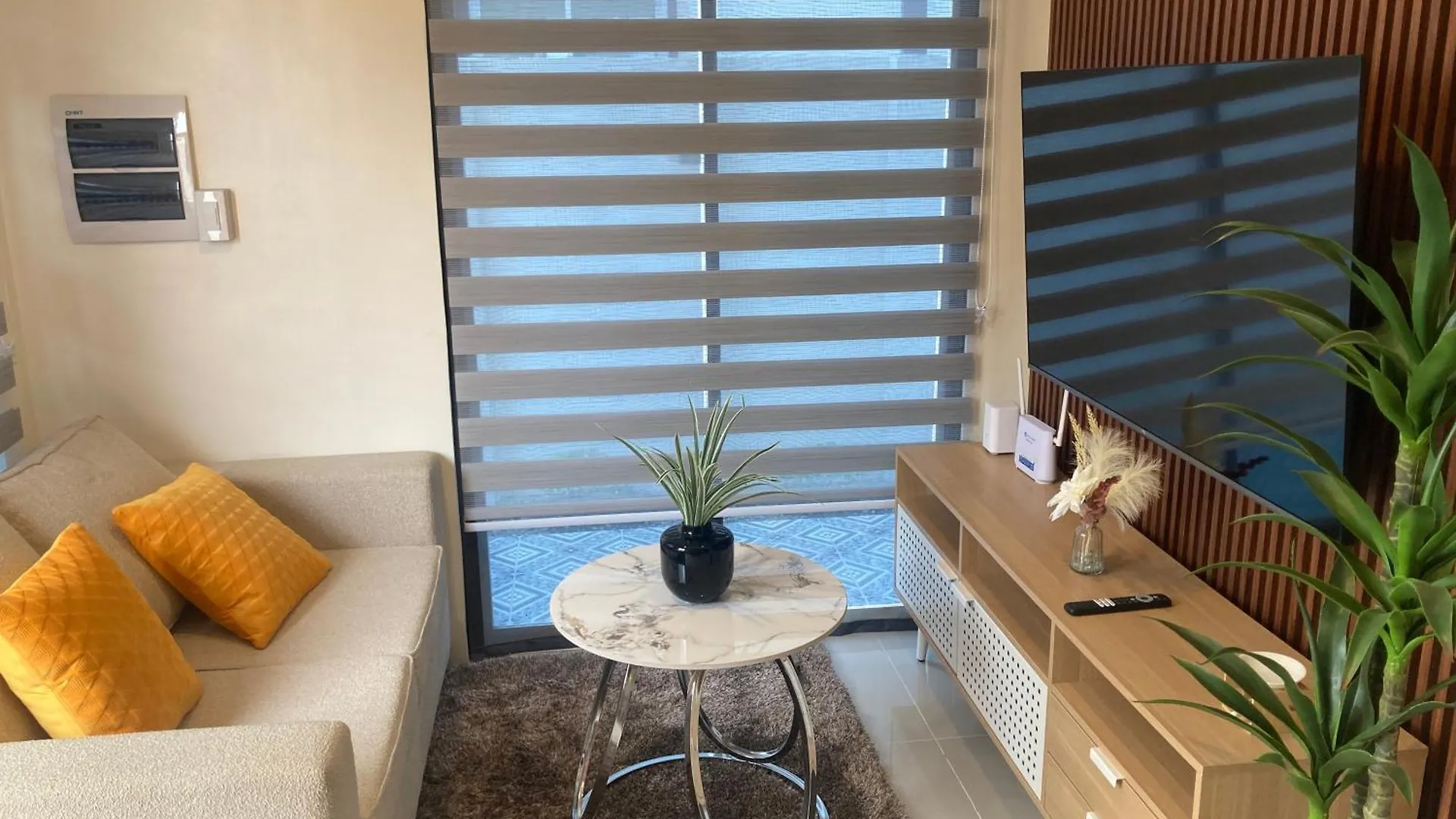 Modern Getaway Near Alona Beach! Dauis